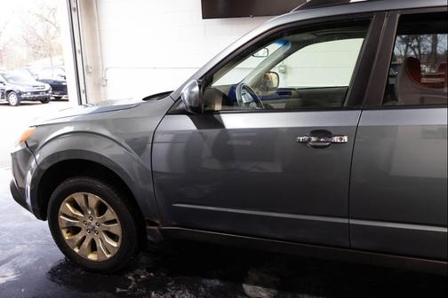 2010 Subaru Forester 2.5 X Premium