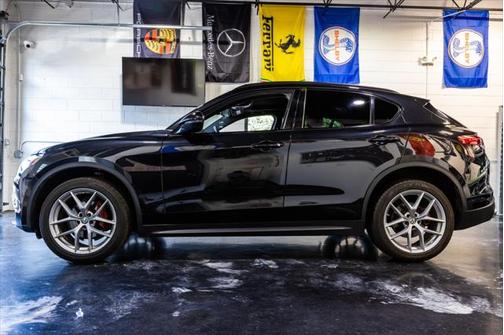2018 Alfa Romeo Stelvio Ti Sport