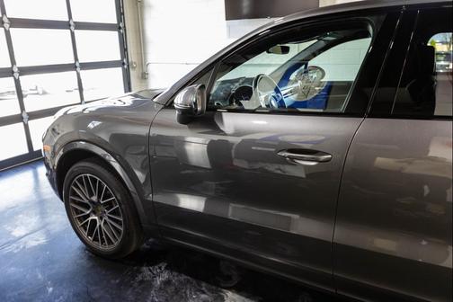 2021 Porsche Cayenne Cayenne