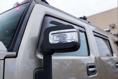 2005 Hummer H2 Base