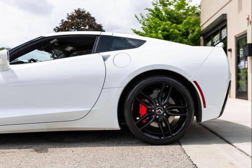 Arctic White 2014 Chevrolet Corvette Stingray Base