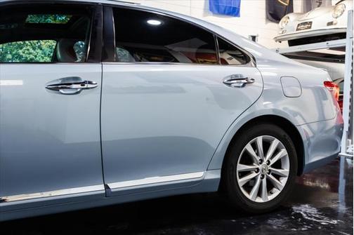 2010 Lexus ES 350 Base