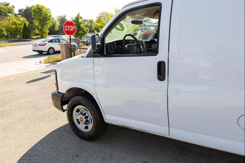 2013 GMC Savana 2500 Work Van