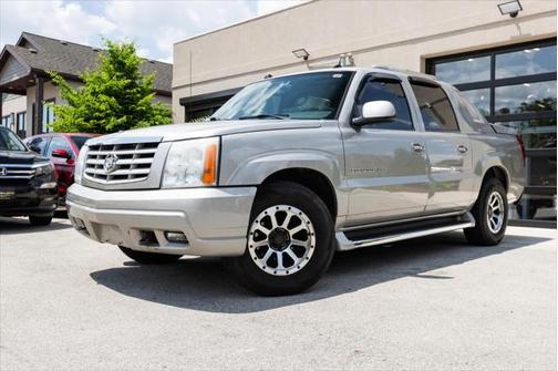 2004 Cadillac Escalade EXT Base