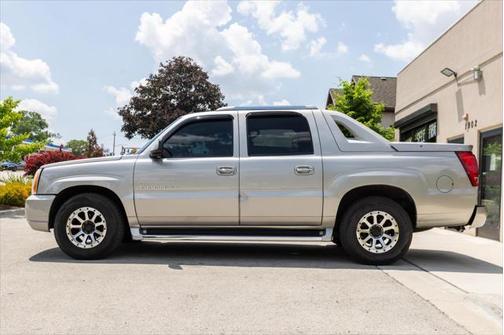 2004 Cadillac Escalade EXT Base