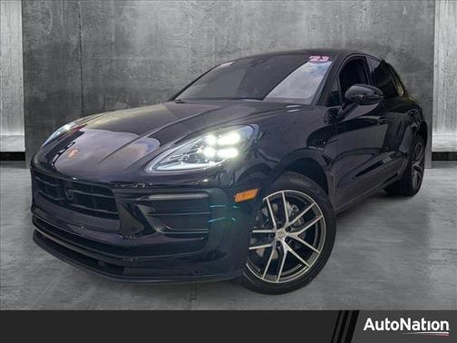 2023 Porsche Macan Base