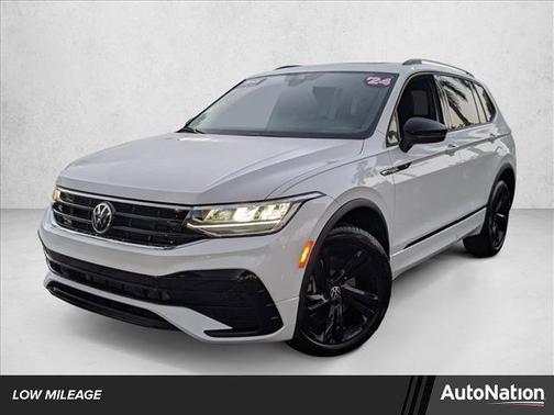 2024 Volkswagen Tiguan 2.0T SE R-Line Black