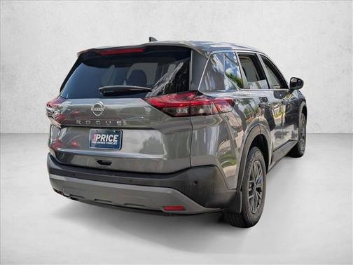 Gun Metallic 2022 Nissan Rogue S