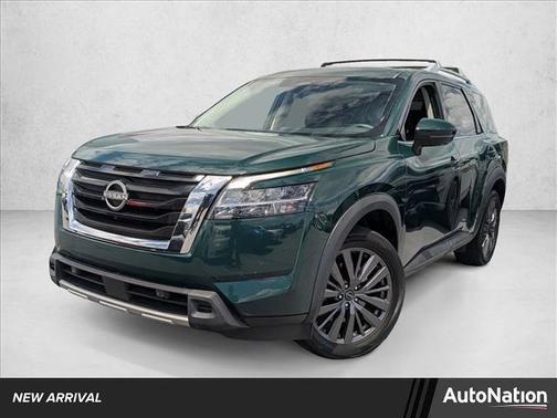 Obsidian Green Pearl 2023 Nissan Pathfinder SL FWD
