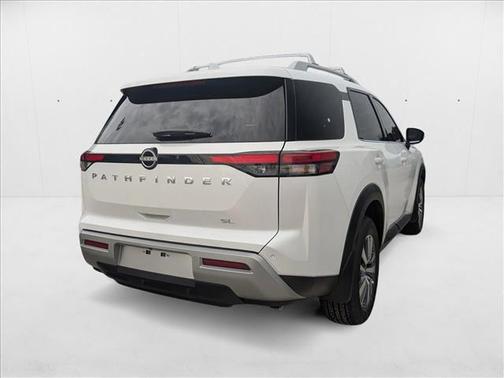 2025 Nissan Pathfinder SL FWD