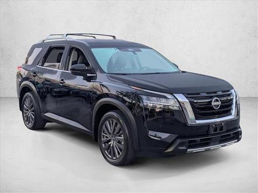 2024 Nissan Pathfinder SL FWD