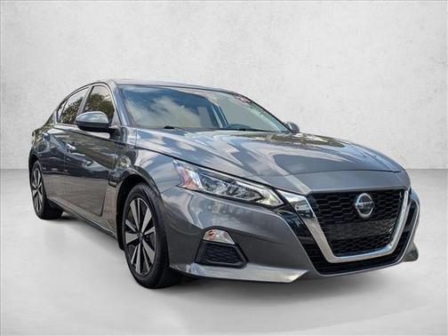 Gun Metallic 2021 Nissan Altima 2.5 SV