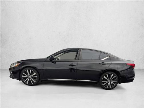 2020 Nissan Altima SR FWD