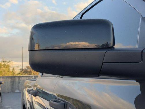 Brilliant Black Crystal Pearlcoat 2017 RAM 1500 Express