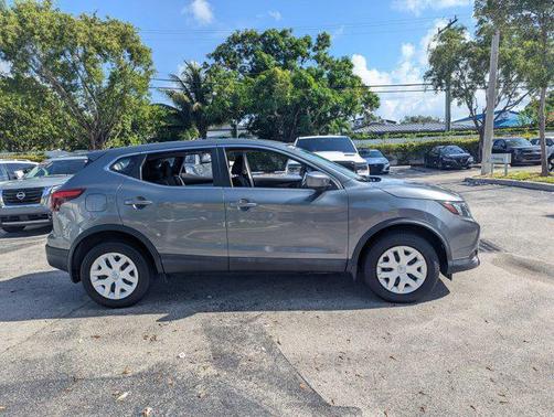 2019 Nissan Rogue Sport S