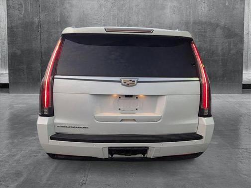 2020 Cadillac Escalade ESV Luxury
