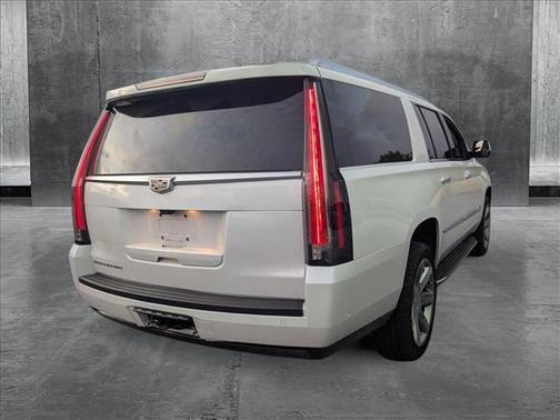 2020 Cadillac Escalade ESV Luxury