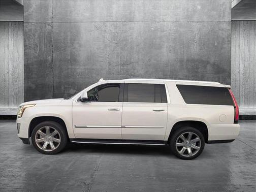 2020 Cadillac Escalade ESV Luxury