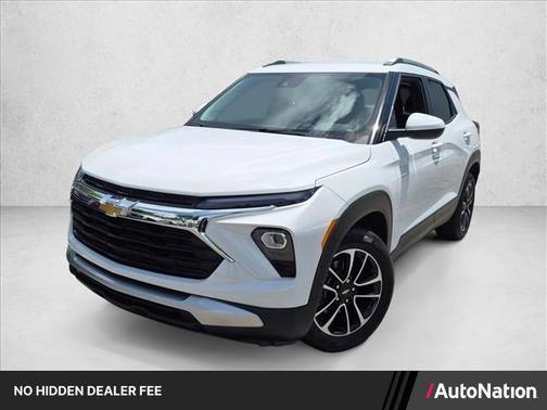 Summit White 2024 Chevrolet Trailblazer LT