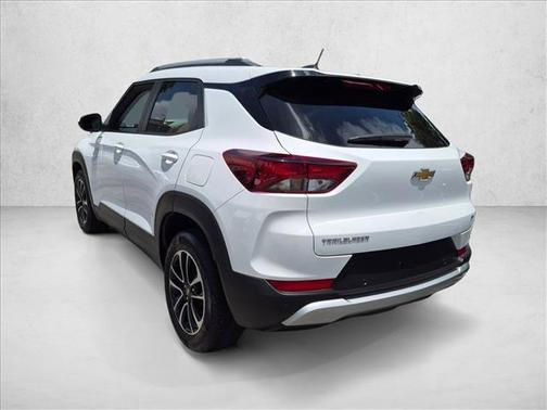 Summit White 2024 Chevrolet Trailblazer LT