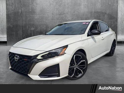 2024 Nissan Altima SR FWD