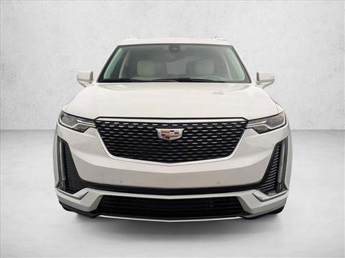 2022 Cadillac XT6 Premium Luxury FWD