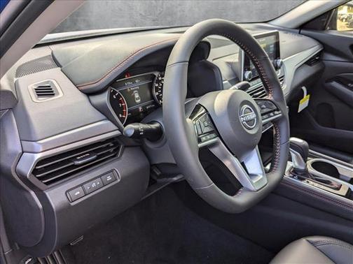 2025 Nissan Altima SR FWD