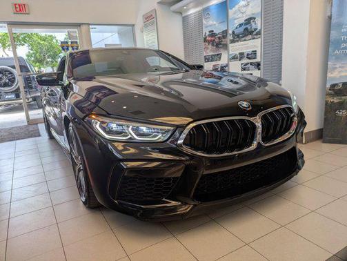 Black Sapphire Metallic 2020 BMW M8 Coupe