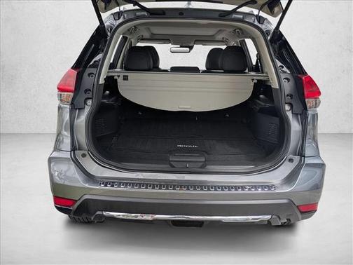 Gun Metallic 2018 Nissan Rogue SL