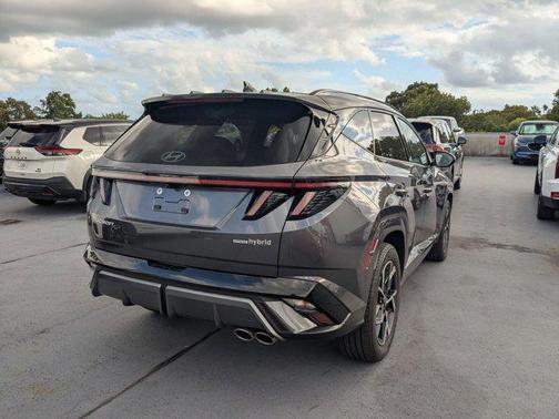 2025 Hyundai TUCSON Hybrid N Line