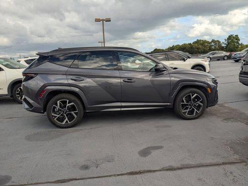 2025 Hyundai TUCSON Hybrid N Line