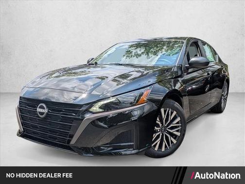 Super Black 2026 Nissan Altima SV FWD