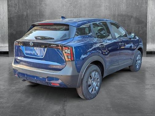 2025 Nissan Kicks S