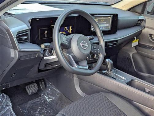 2025 Nissan Kicks S