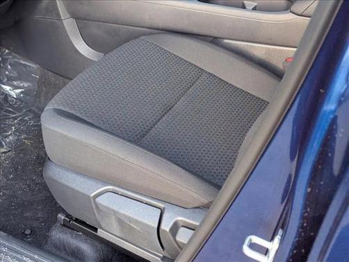 Deep Blue Pearl 2025 Nissan Kicks S