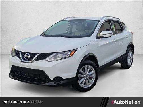 Glacier White 2017 Nissan Rogue Sport SV