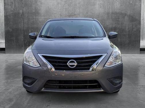 2016 Nissan Versa 1.6 S+