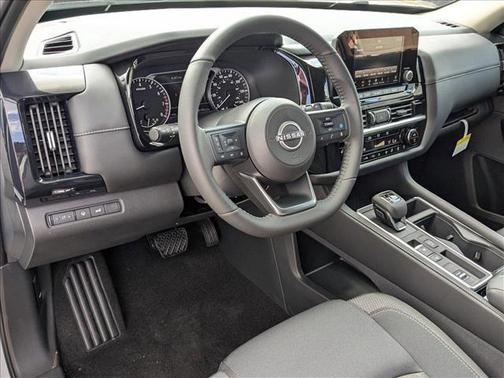 2025 Nissan Pathfinder SV FWD