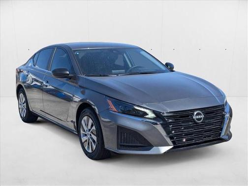 2025 Nissan Altima S FWD