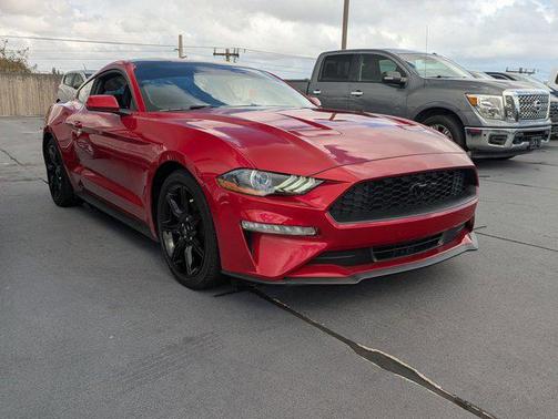 2020 Ford Mustang EcoBoost