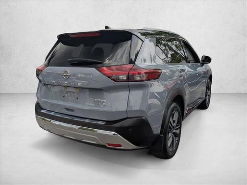 Boulder Gray Pearl/Super Black 2023 Nissan Rogue Platinum
