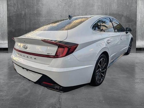 2020 Hyundai SONATA SEL Plus