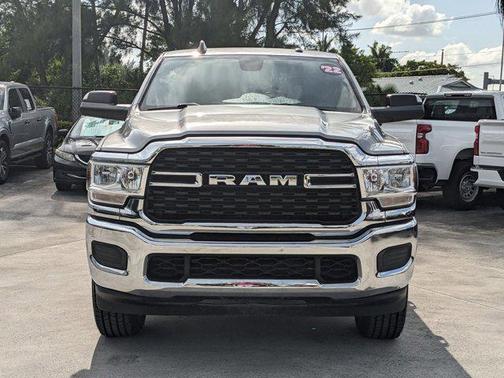 2022 RAM 2500 Big Horn Crew Cab 4x4 6'4' Box