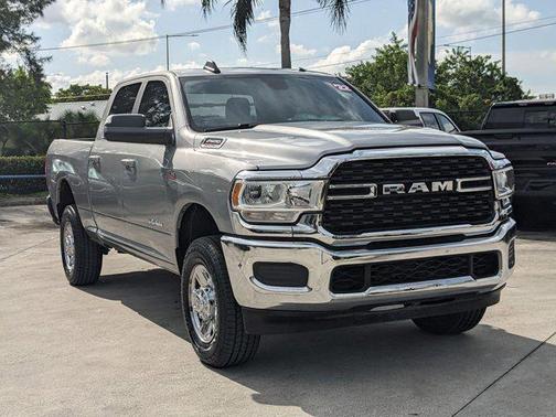 2022 RAM 2500 Big Horn Crew Cab 4x4 6'4' Box