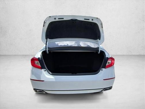 White 2022 Honda Accord Sport SE 1.5T