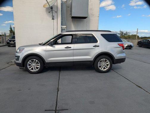 2016 Ford Explorer Base