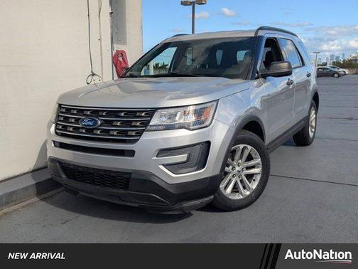 2016 Ford Explorer Base