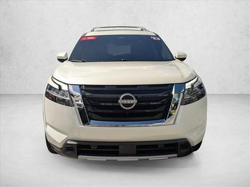 2023 Nissan Pathfinder SL FWD