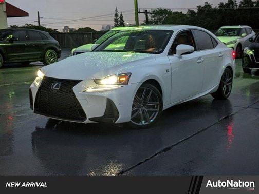 2018 Lexus IS 300 Base