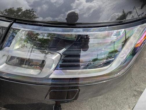 Santorini Black Metallic 2021 Land Rover Range Rover 3.0L V6 Turbocharged Diesel HSE Td6